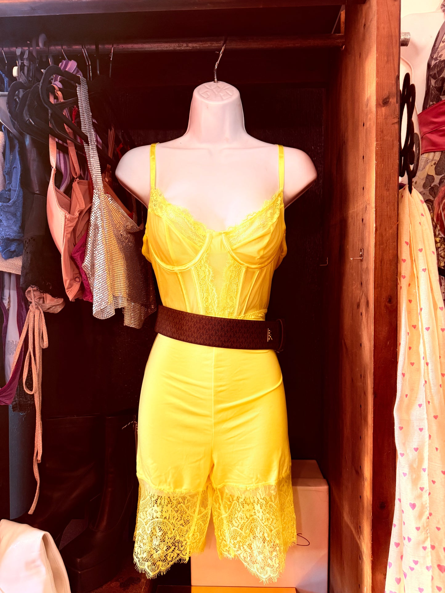 Yellow lingerie ￼