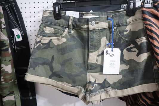 Cameo Shorts (Women’s)